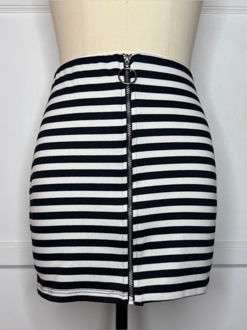 Stripe mini skirt